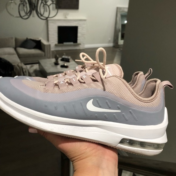 Almost new - Picture 2 of 8